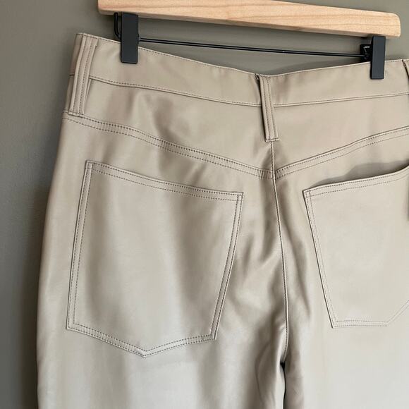 NWT The Perfect Vintage Straight Jean Faux Leather Pumice Beige Sz 30 High Rise - Picture 14 of 16